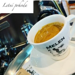 Slavíme 10 let. Chcete 10% slevu? Napište nám zprávu a my Vám pošleme kód. ☕️ Tak jednoduché to je ☕️.